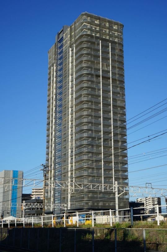 岐阜県の聞いたこともないド田舎の駅前に100mの超高層ビル建設中