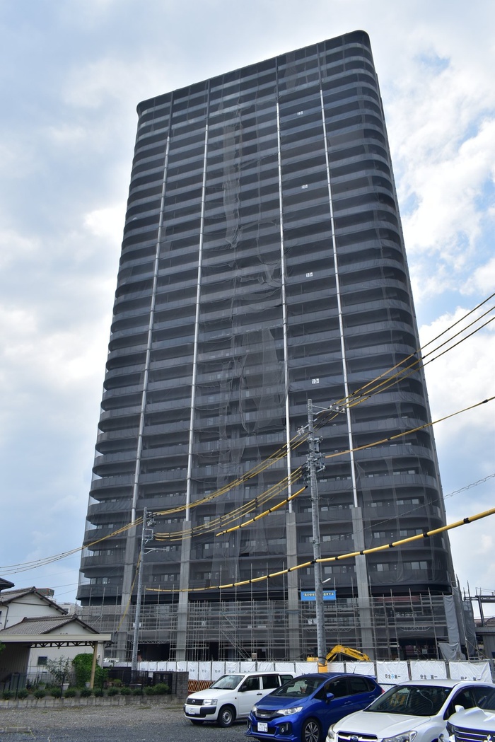 岐阜県の聞いたこともないド田舎の駅前に100mの超高層ビル建設中