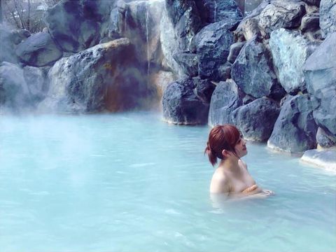 菊地亜美の温泉画像