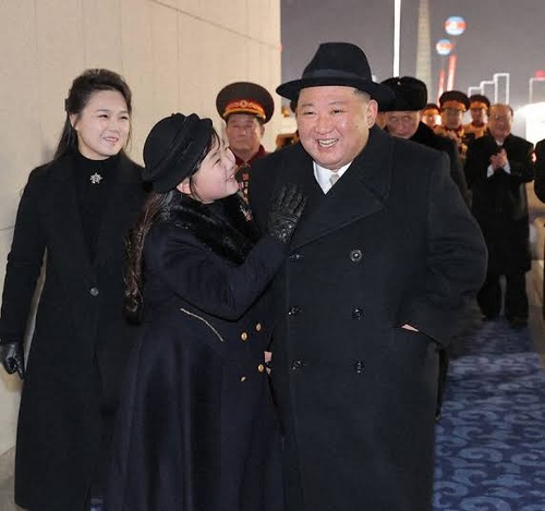 金正恩の娘(13歳・165cm)、既に王の貫禄