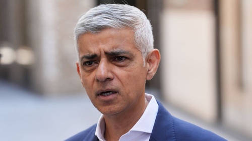 今のロンドン市長がパキスタン系移民