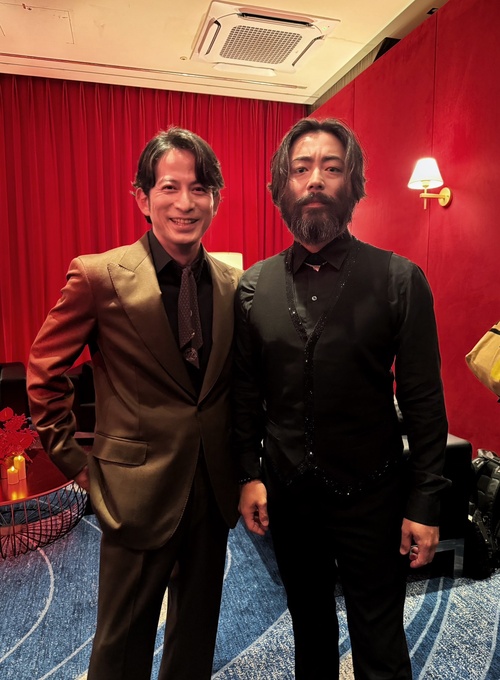 山田孝之さん、限界突破しコラみたいになる