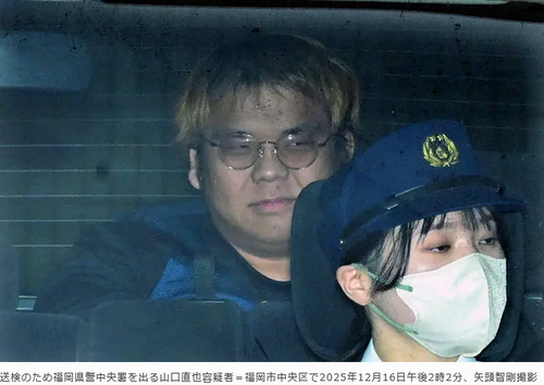 HKT48スタッフ殺害未遂事件、容疑者を護送する婦警さんが美人と話題に