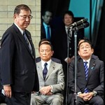 【画像】麻生を失脚させた岸田の顔wwwwwww