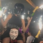 【画像】スイスで40人が死んだ火災の着火の瞬間