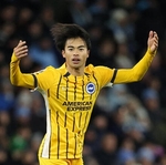 三笘薫がマンチェスター・シティ戦でスーパーゴール　ドンナルンマ相手にペナルテイーエリア外から決める